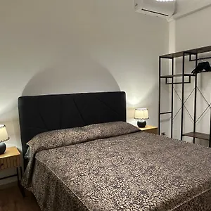 Luna In Trastevere Apartment Rome