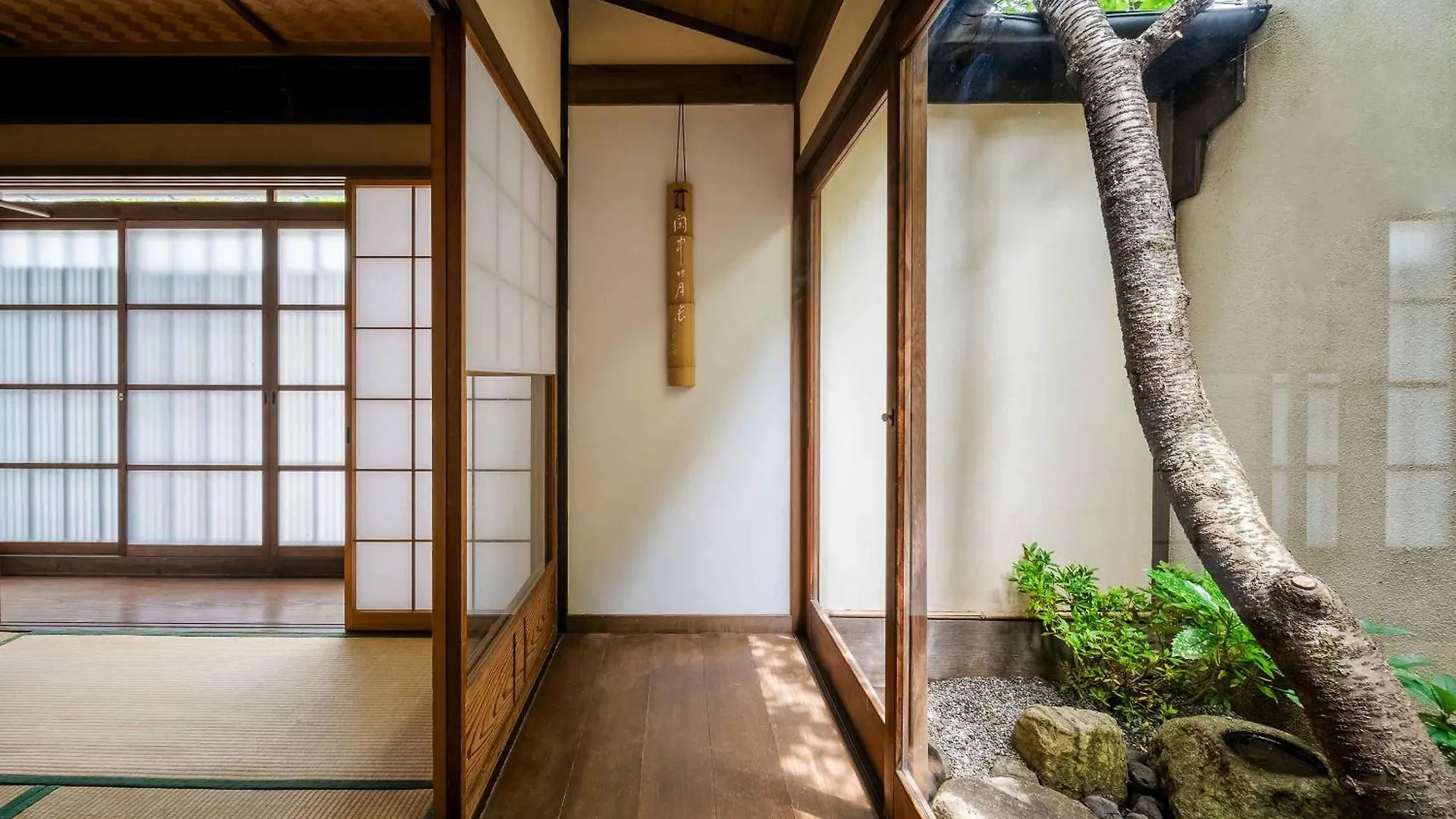 Gion Koyu An Machiya House Villa Kyoto Japan